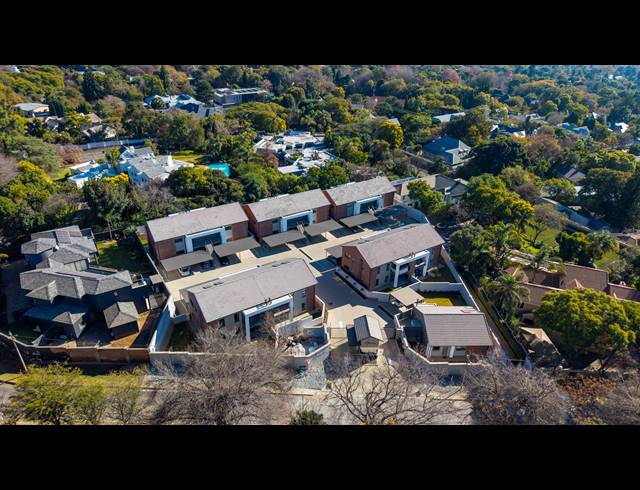 3 BEDROOM APARTMENT FOR SALE IN SANDOWN